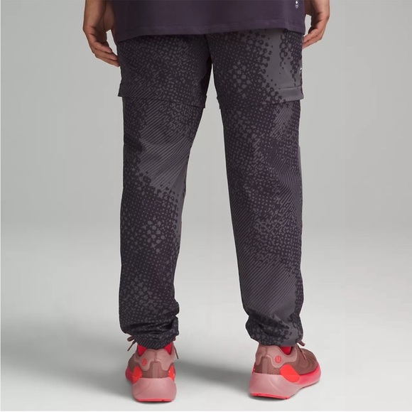 NWT Lululemon Convertible Pants Men’s Team Canada Olympic Limited Edition - Picture 2 of 9